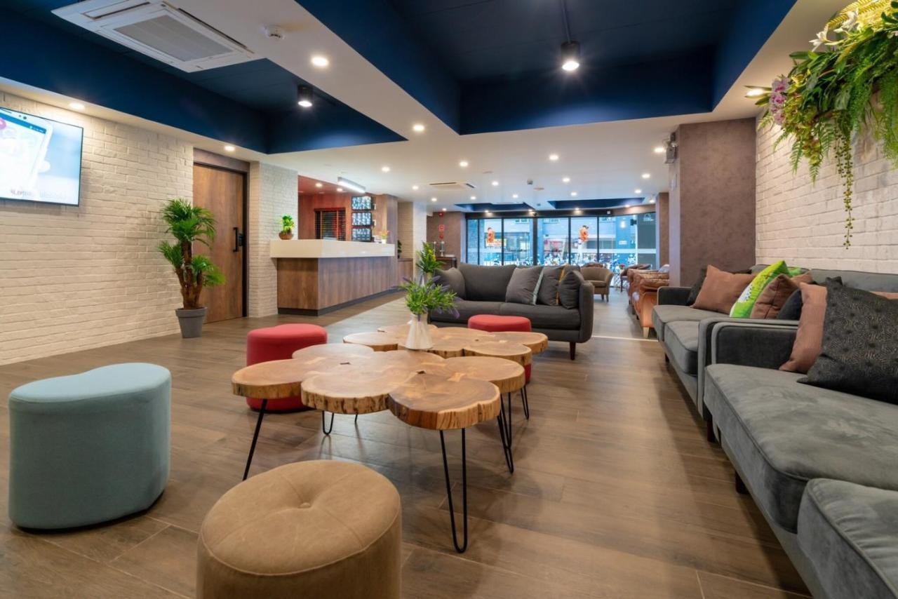 The Home Hotel Sha Бангкок Экстерьер фото