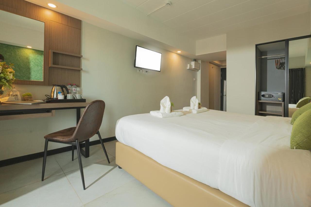 The Home Hotel Sha Бангкок Экстерьер фото
