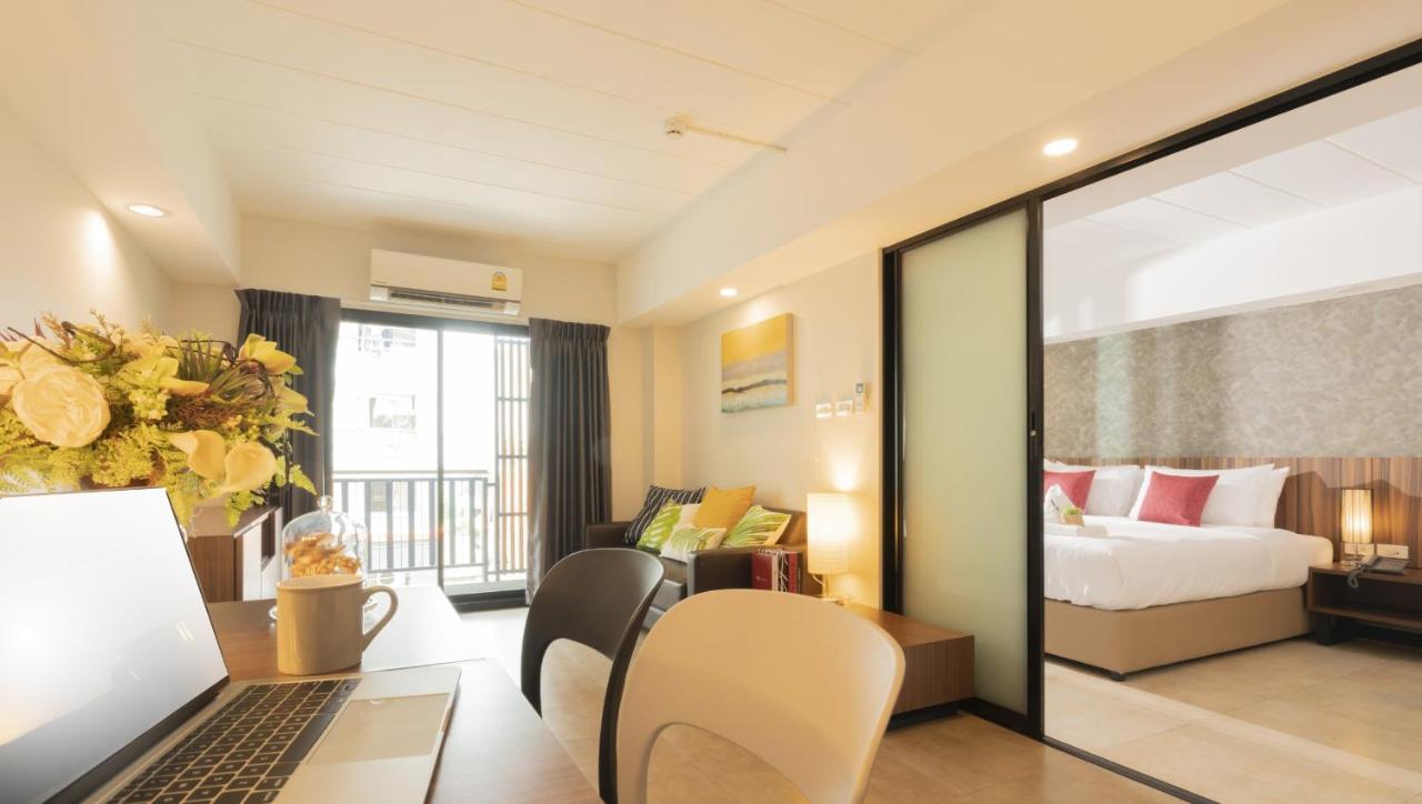 The Home Hotel Sha Бангкок Экстерьер фото