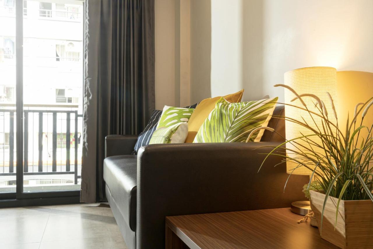 The Home Hotel Sha Бангкок Экстерьер фото