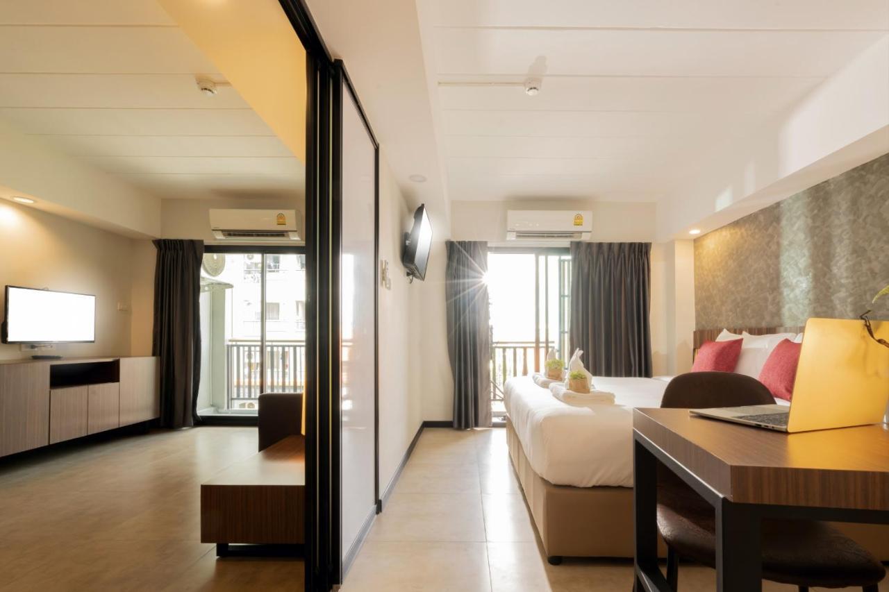 The Home Hotel Sha Бангкок Экстерьер фото