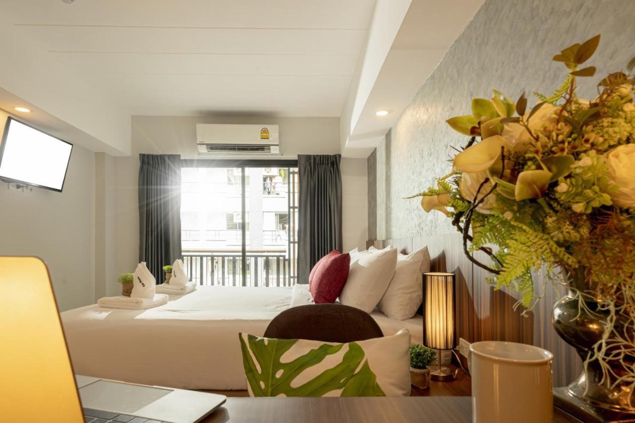The Home Hotel Sha Бангкок Экстерьер фото